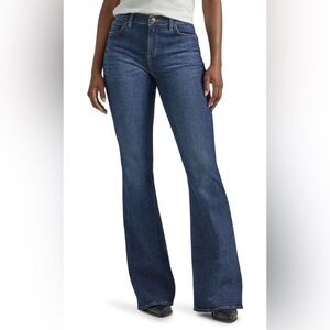 Lee Women's Legendary Mid Rise Flare Jean